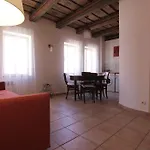 Vlasska House At The 3 Swallows
