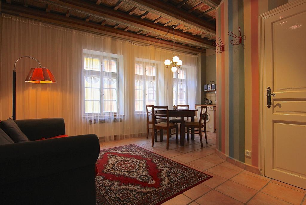 Vlasska House At The 3 Swallows Praga