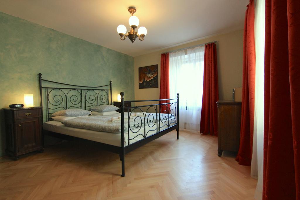 Vlasska House At The 3 Swallows