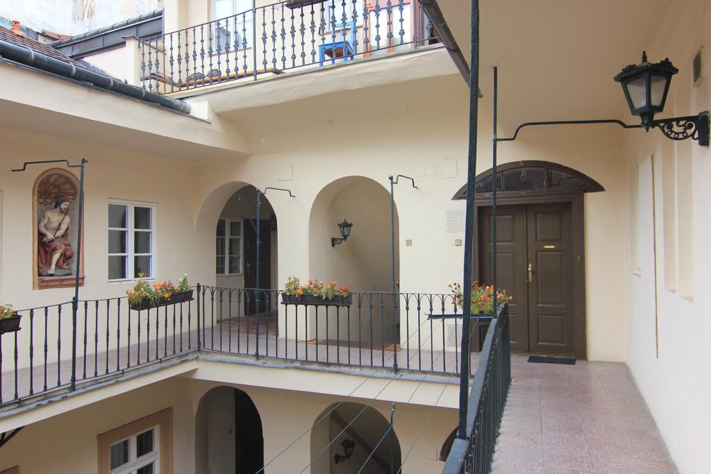 Vlasska House At The 3 Swallows Apartmán Praha
